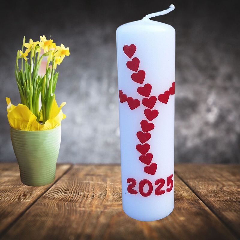 Osterkerze mit Herz