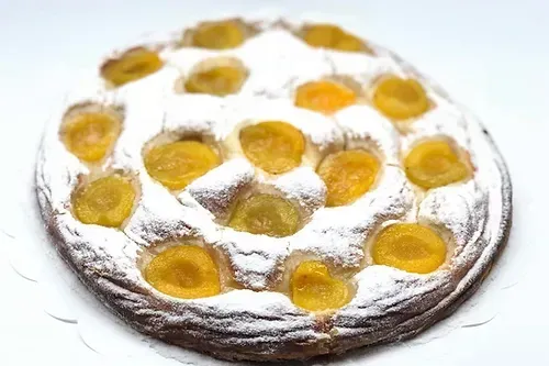 Ensaimada de albaricoque y chocolate blanco