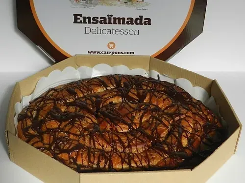 Ensaimada de chocolate intenso