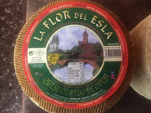 Media pieza Queso León curado oveja "La flor del esla" 1.300 kg