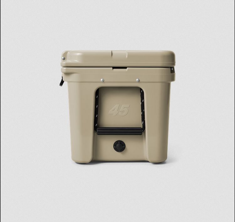 YETI Tundra 45 - Tan