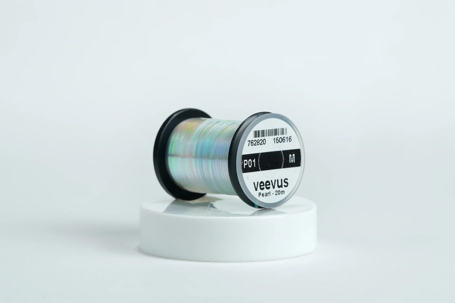 Medium Veevus Pearl Tinsel