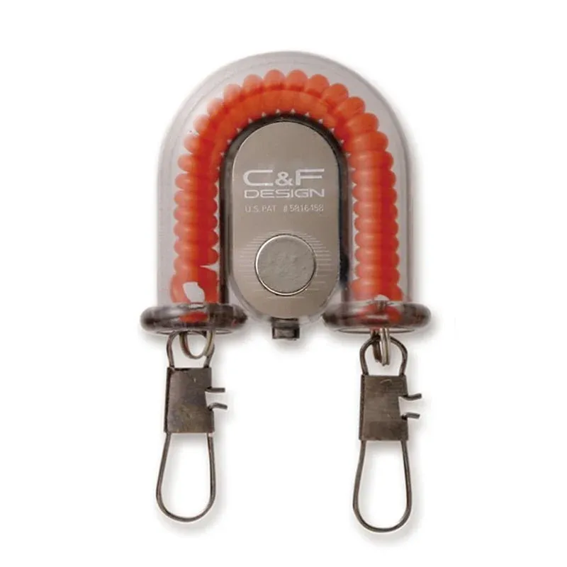 C&amp;F Design 2-In-1 retractor With Fly Catcher