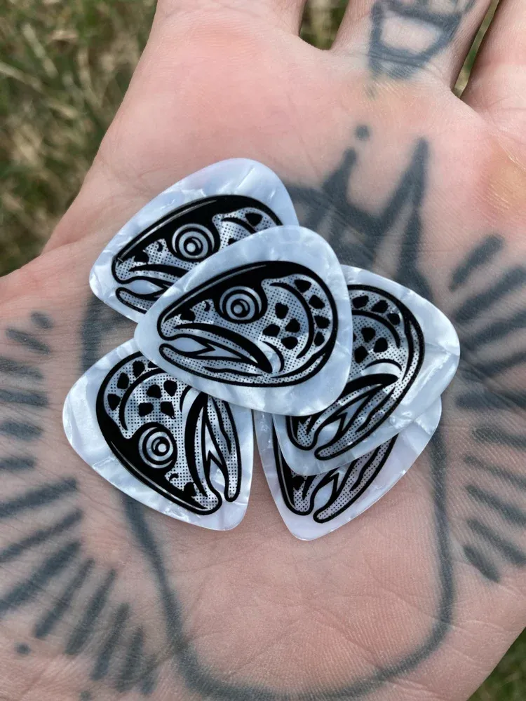 DrewLR White Pearl Trout Head Guitar Pick