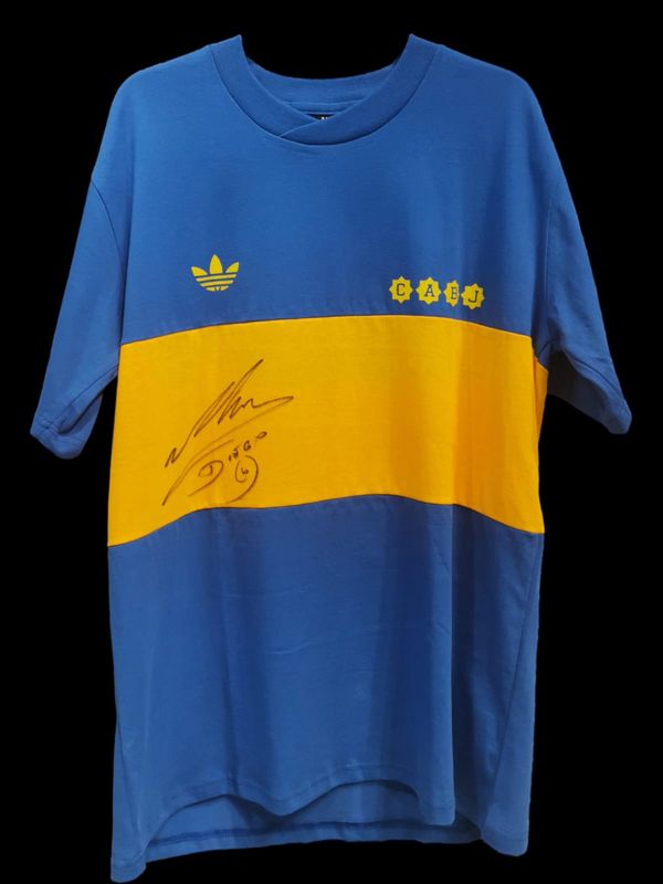 Diego Maradona Boca Juniors Signed Shirt
