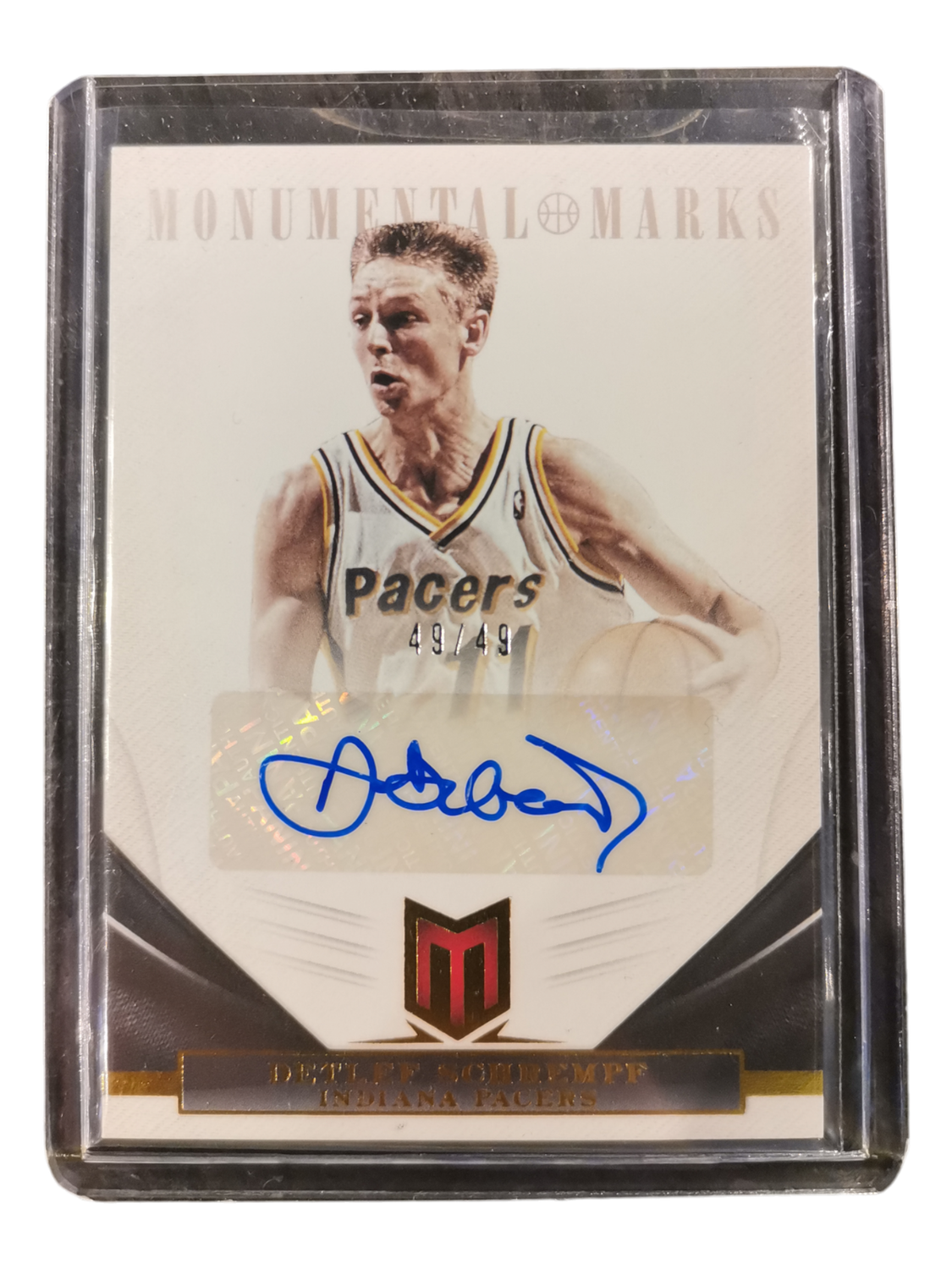 2012-13 Panini Momentum Detlef Schrempf Auto #220