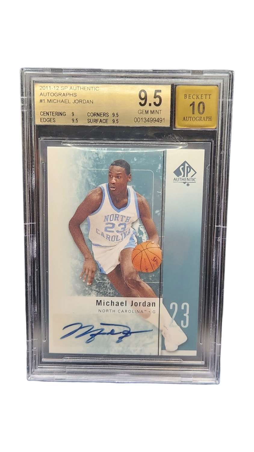 2011-12 Authentic Autographs Michael Jordan Beckett 9.5 Auto 10