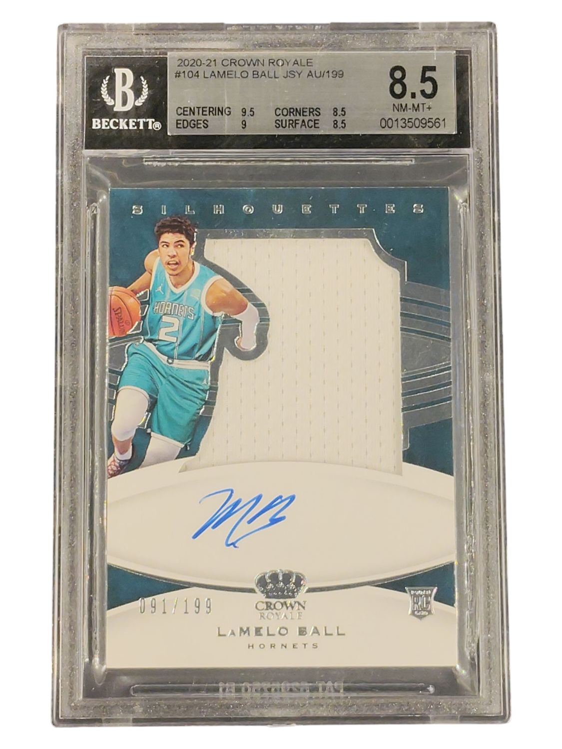 2020-21 Crown Royale #104 Lamelo Ball JSY AU/199 Beckett 8.5
