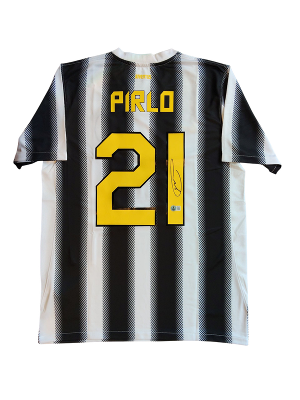 Andrea Pirlo #21 Juventus 11/12 Home Signed Jersey
