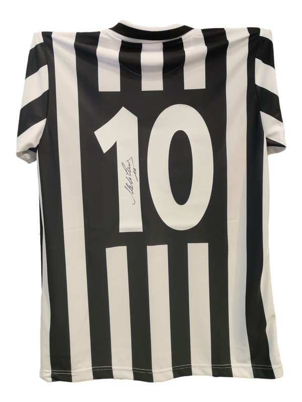 Alessandro Del Piero Signed Juventus Jersey
