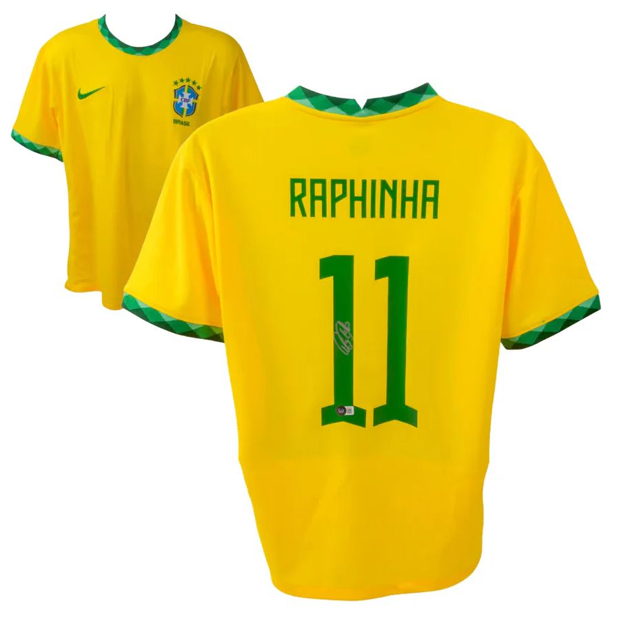 Raphinha Belloli #11 Brazil 2022 Home Signed Jersey