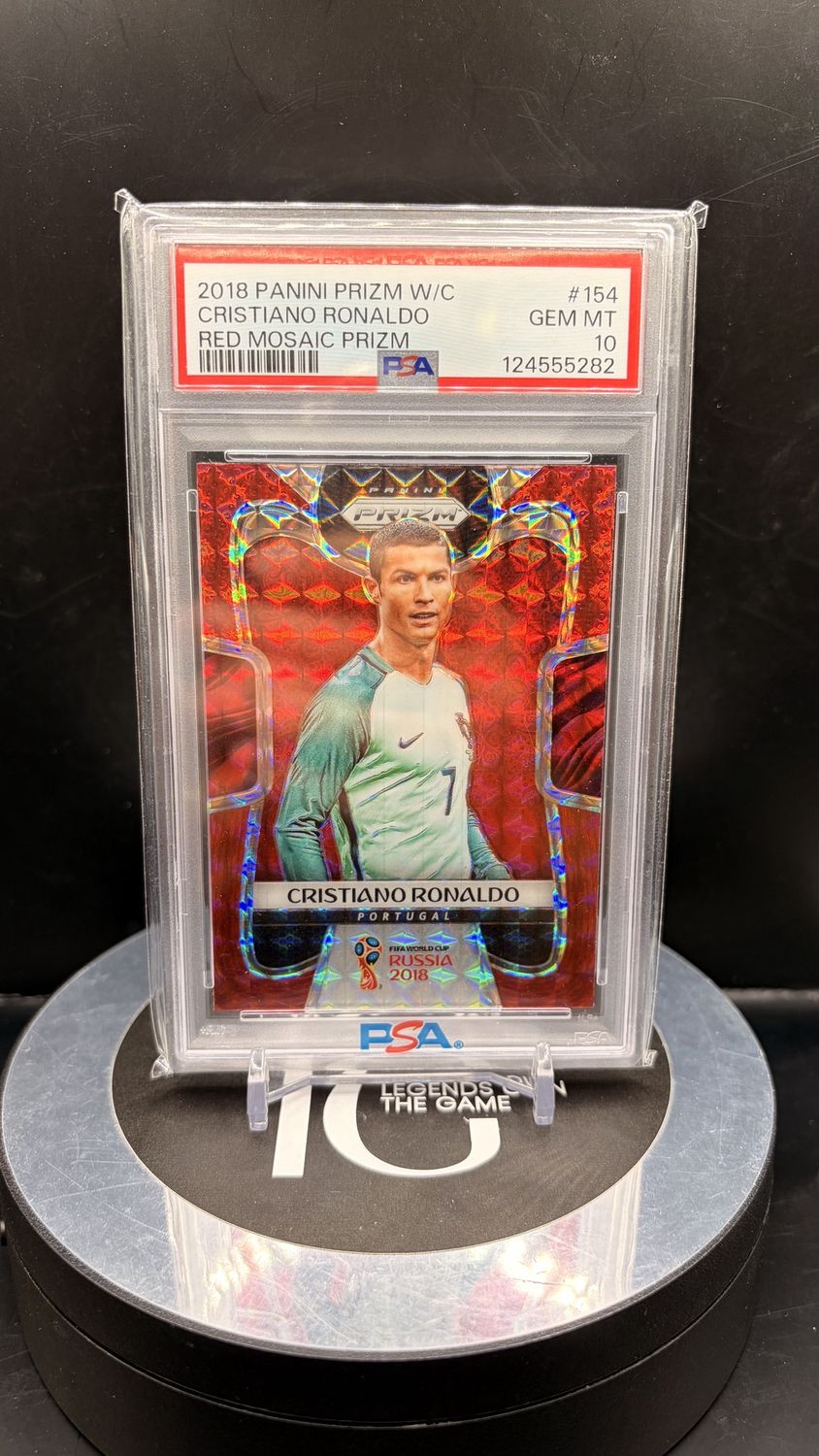 2018 Panini Prizm W/C Cristiano Ronaldo Red Mosaic Prizm #154
