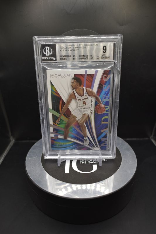 2021-22 Immaculate Collection Collegiate Madness #3 Evan Mobley BGS 9