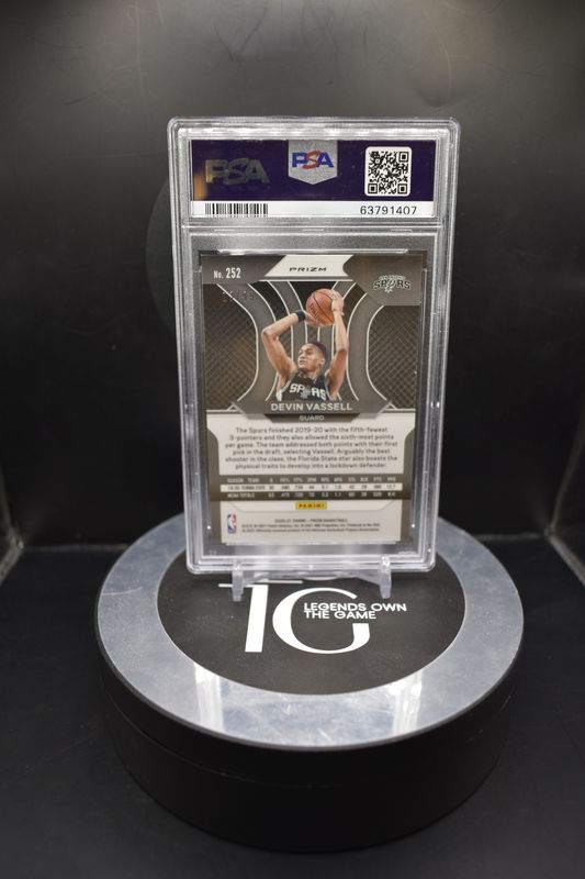 2020 Panini Prizm Devin Vassell Purple Prizm #252 PSA 9
