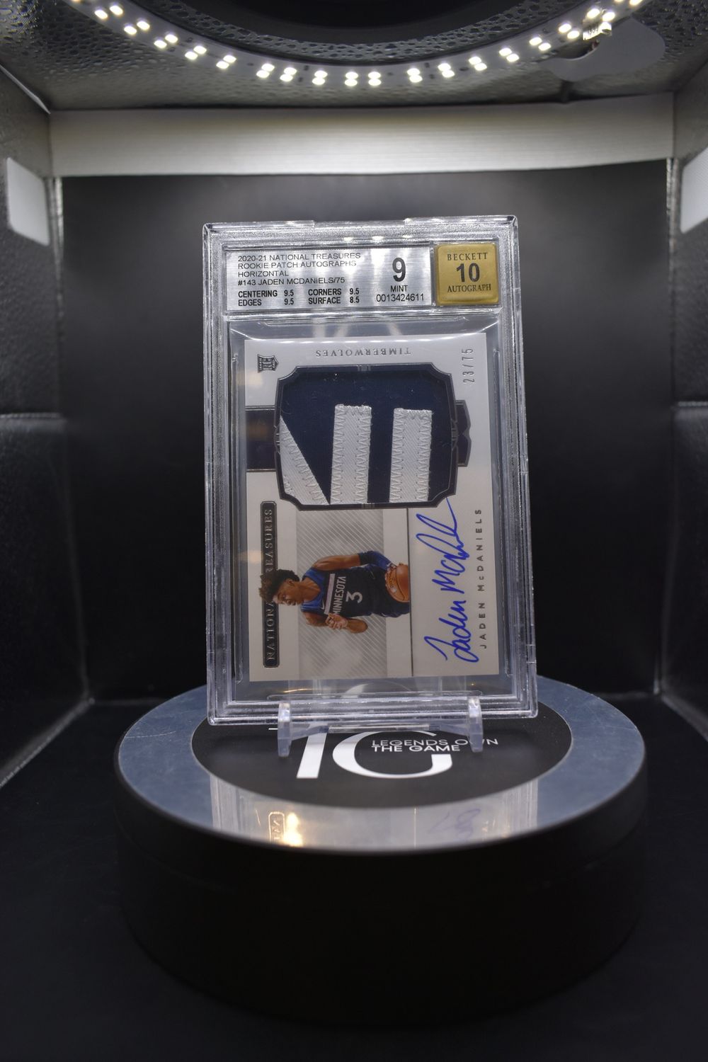2021-22 National Treasures Rookie Patch Autographs Horizontal #143 Jaden McDaniels/75 Auto 10 BGS 9