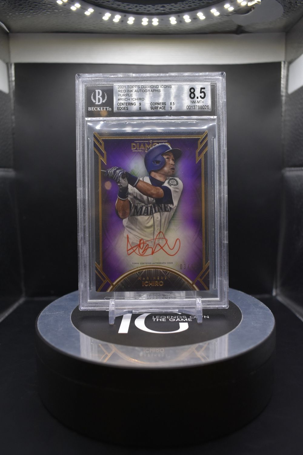 2021 Topps Diamond Icons Red Ink Autographs Purple #RIICH Ichiro BGS 8.5