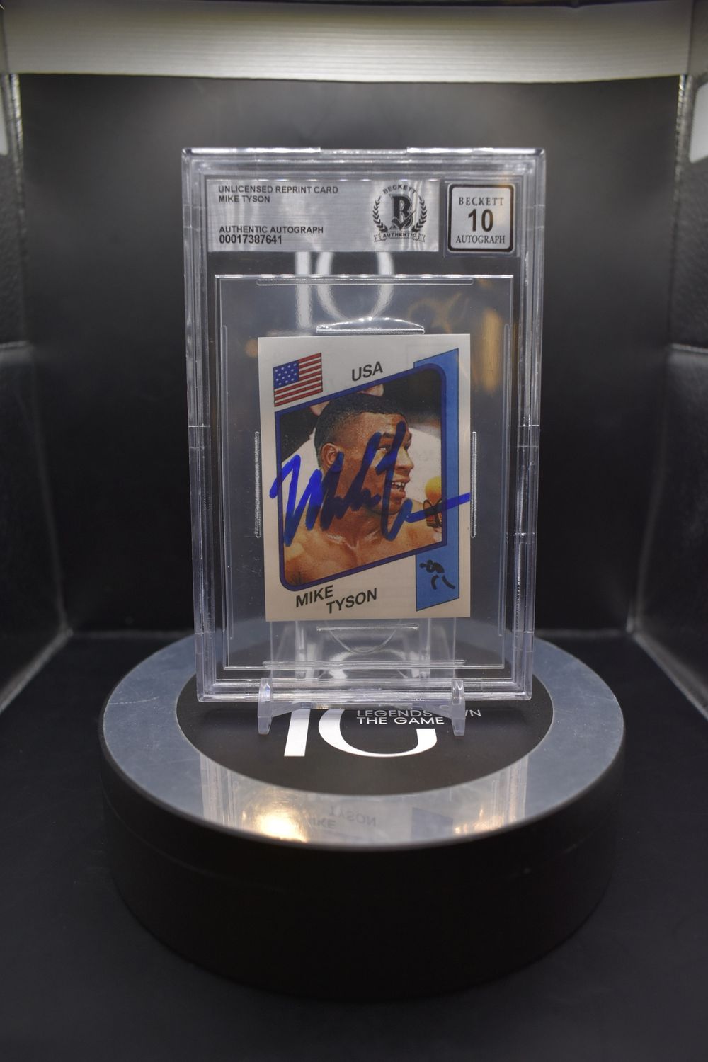 Unlicensed Reprint Card Mike Tyson BGS Auto 10