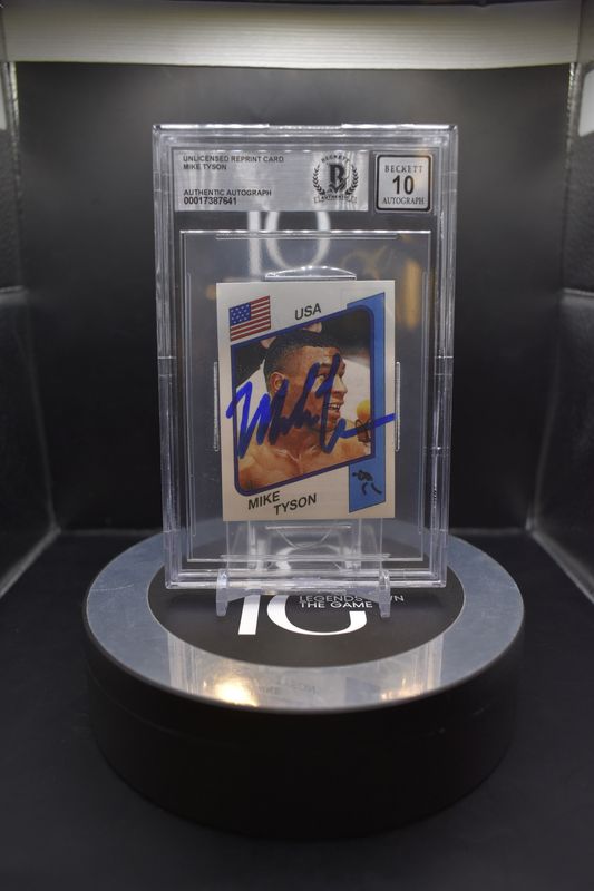 Unlicensed Reprint Card Mike Tyson BGS Auto 10