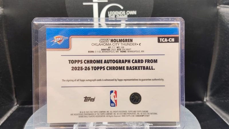 2025-26 Topps Chrome Basketball Chet Holmgren Auto 14/25 # TCA-CH