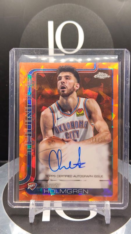 2025-26 Topps Chrome Basketball Chet Holmgren Auto 14/25 # TCA-CH