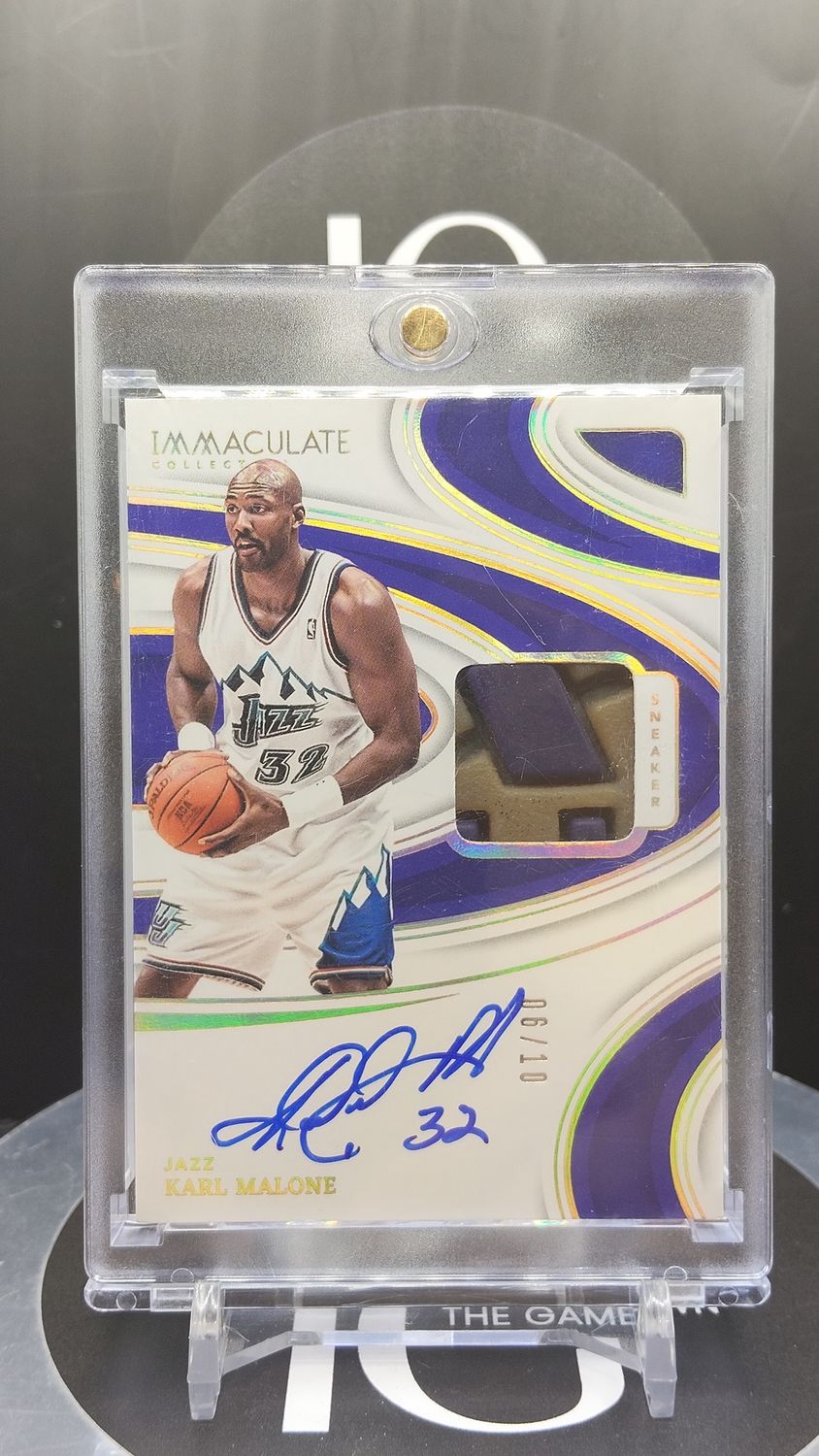 2023-24 Panini Immaculate Karl Malone Sneaker Swatch Signature 06/10 #SNS-KMA