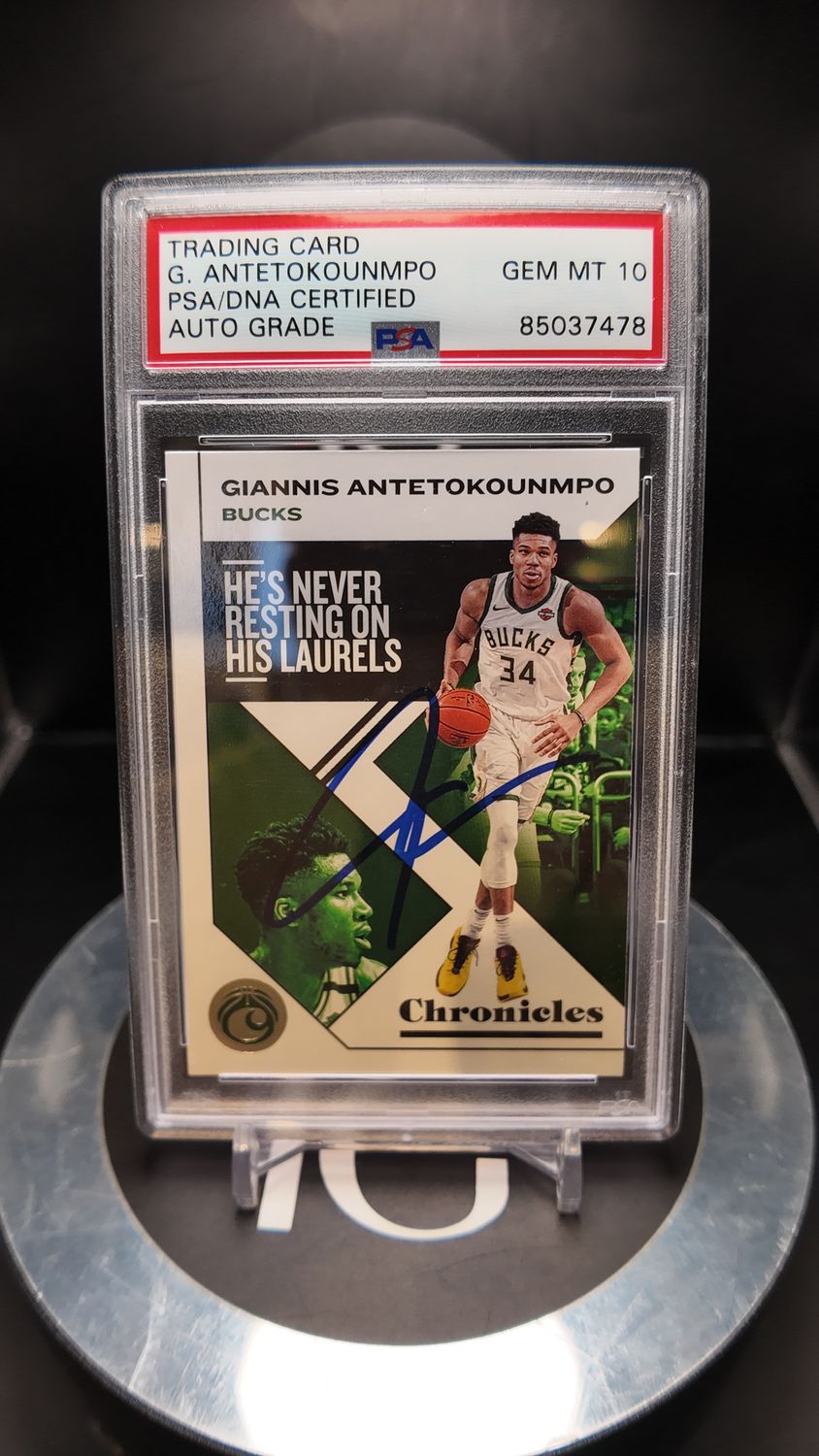 G.Antetokounmpo Trading Card PSA/DNA Certified Auto Grade PSA 10