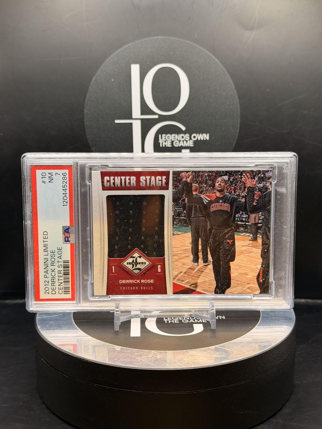 2012 Panini Limited Derrick Rose Center Stage #10 PSA 7