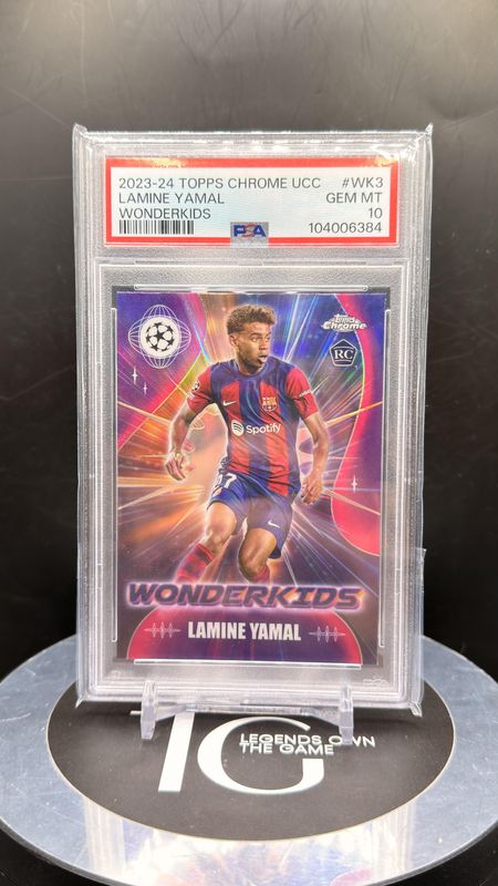 2023-24 Topps Chrome UCC Lamine Yamal Wonderkids #WK3 PSA 10