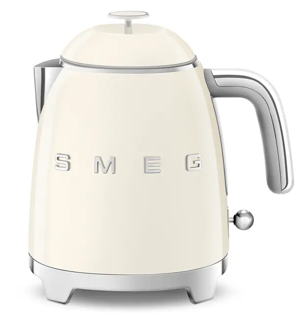Smeg KLF05CREU Wasserkocher Creme Farbe: Creme Stil der 50er Jahre Fassungsvermögen 0,8 L Autom. Sicherheitsabschaltung bei 100°C