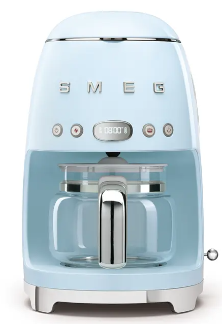 Smeg DCF02PBEU Filter-Kaffeemaschine Pastellblau Retrodesign: Stil der 50er Jahre 10 Tassen Aromawahltaste: Leicht oder intensiv Warmhaltefunktion Wiederverwendbarer Kaffeefilter