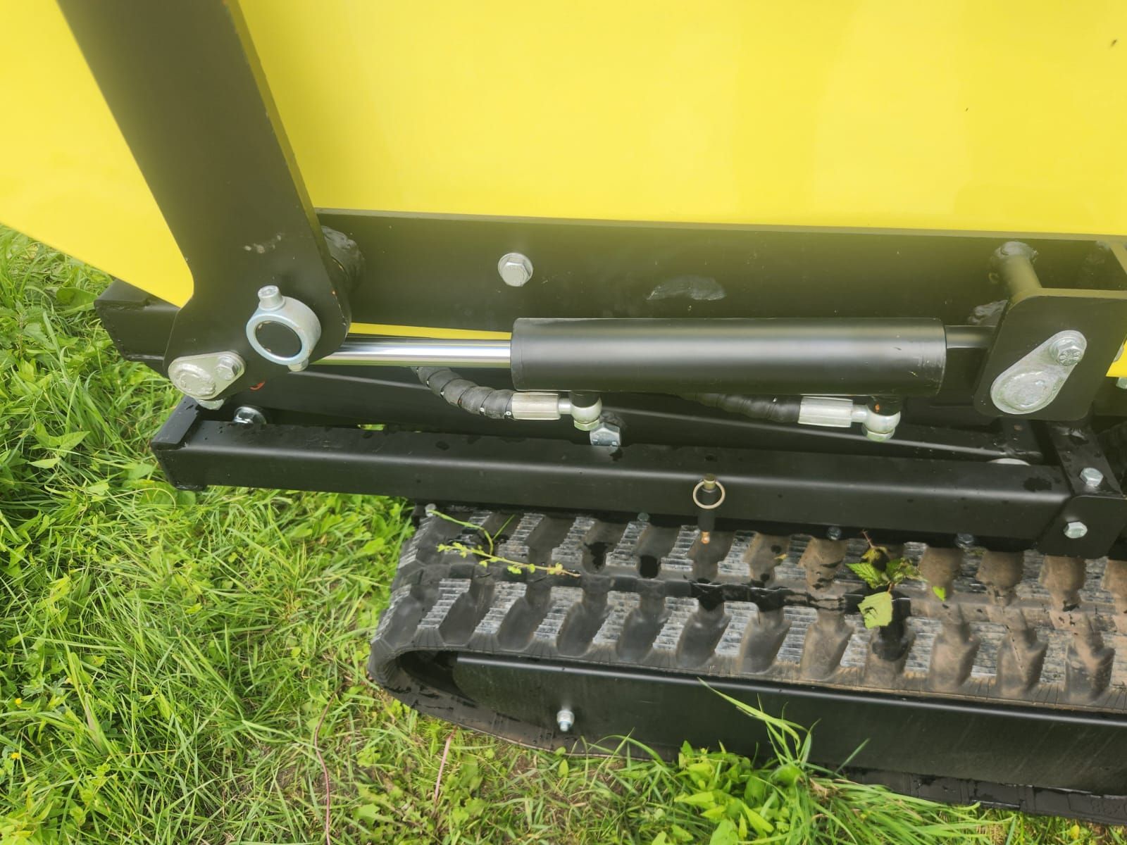 Dumper D50HT avec Benne élévatrice ciseaux