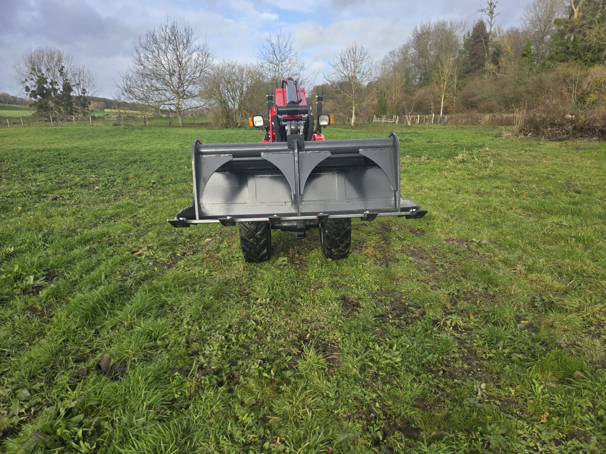 Godet grappin pour chargeur 918