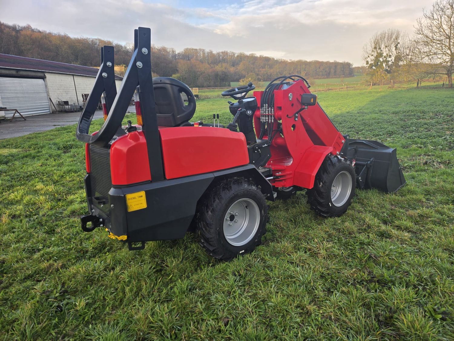 Mini chargeur articulé ou valet de ferme Modèle 918 Mini chargeur articulé ou valet de ferme Modèle 918
