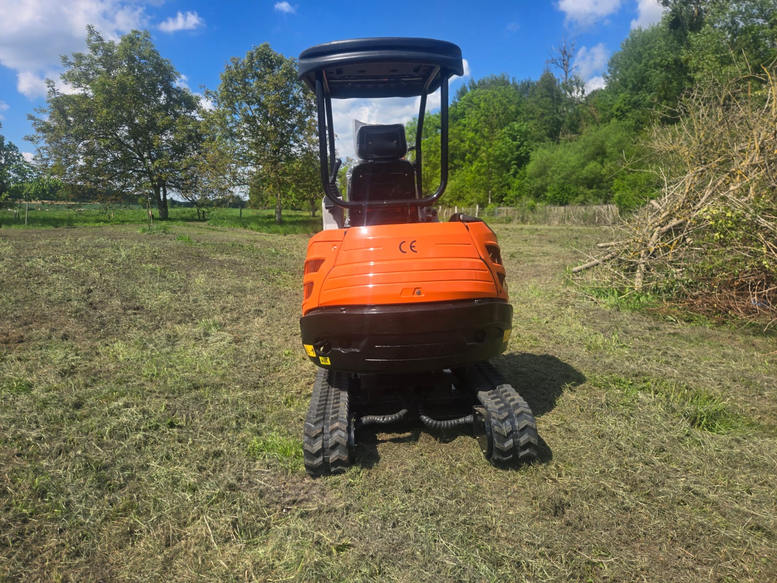 MINI PELLE NEUVE HH20 (2000kg) (prix hors taxes)