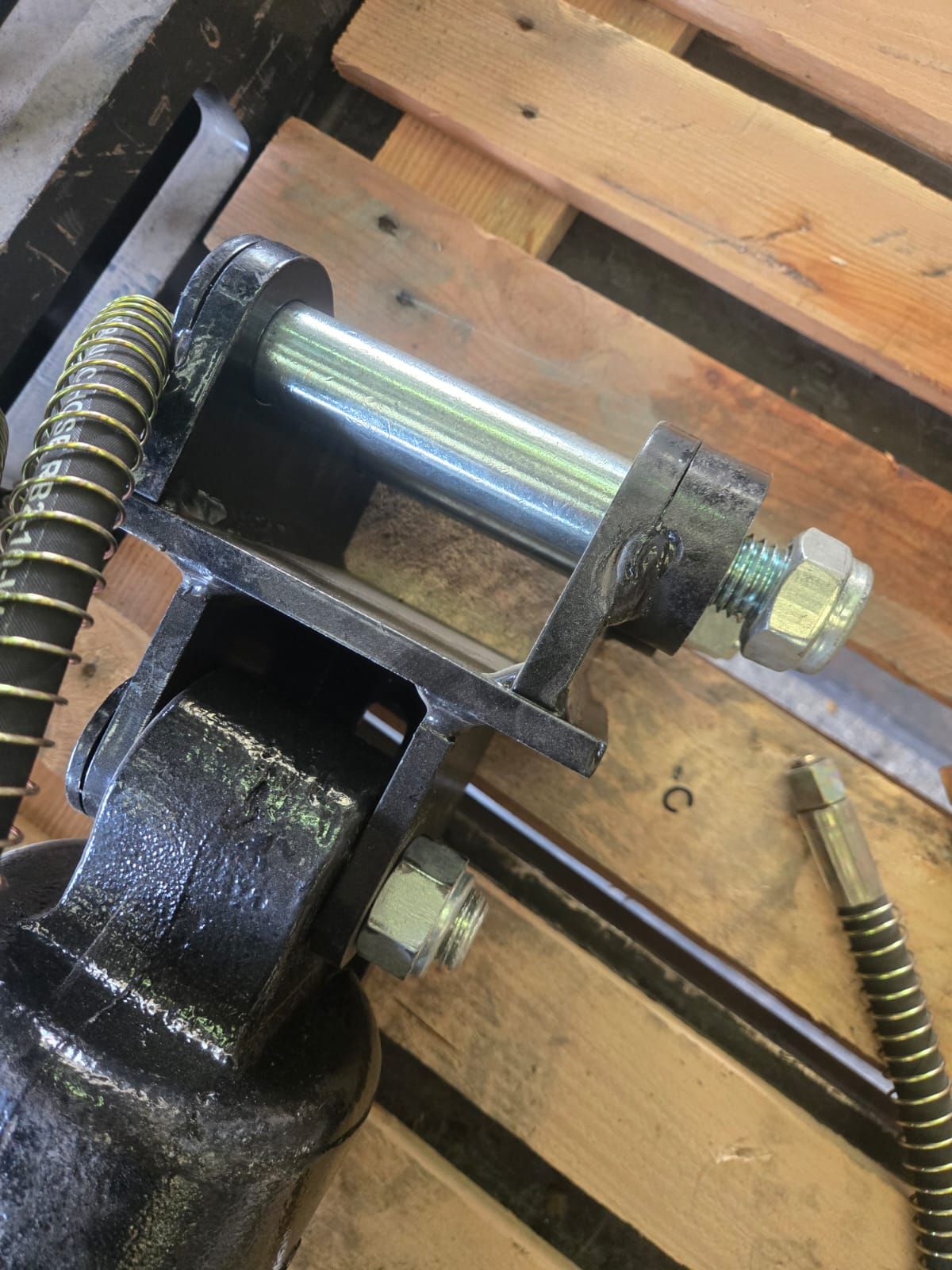 Tarière hydraulique avec mèche de 300 mm pour mini pelle HH20 (prix hors taxes)