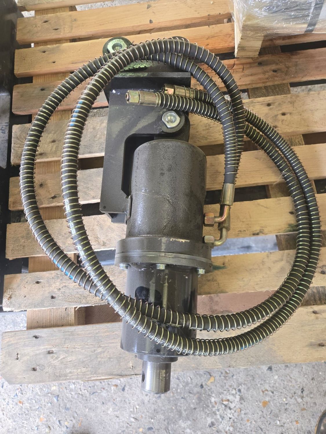 Tarière hydraulique avec mèche de 300 mm pour mini pelle HH20 (prix hors taxes)