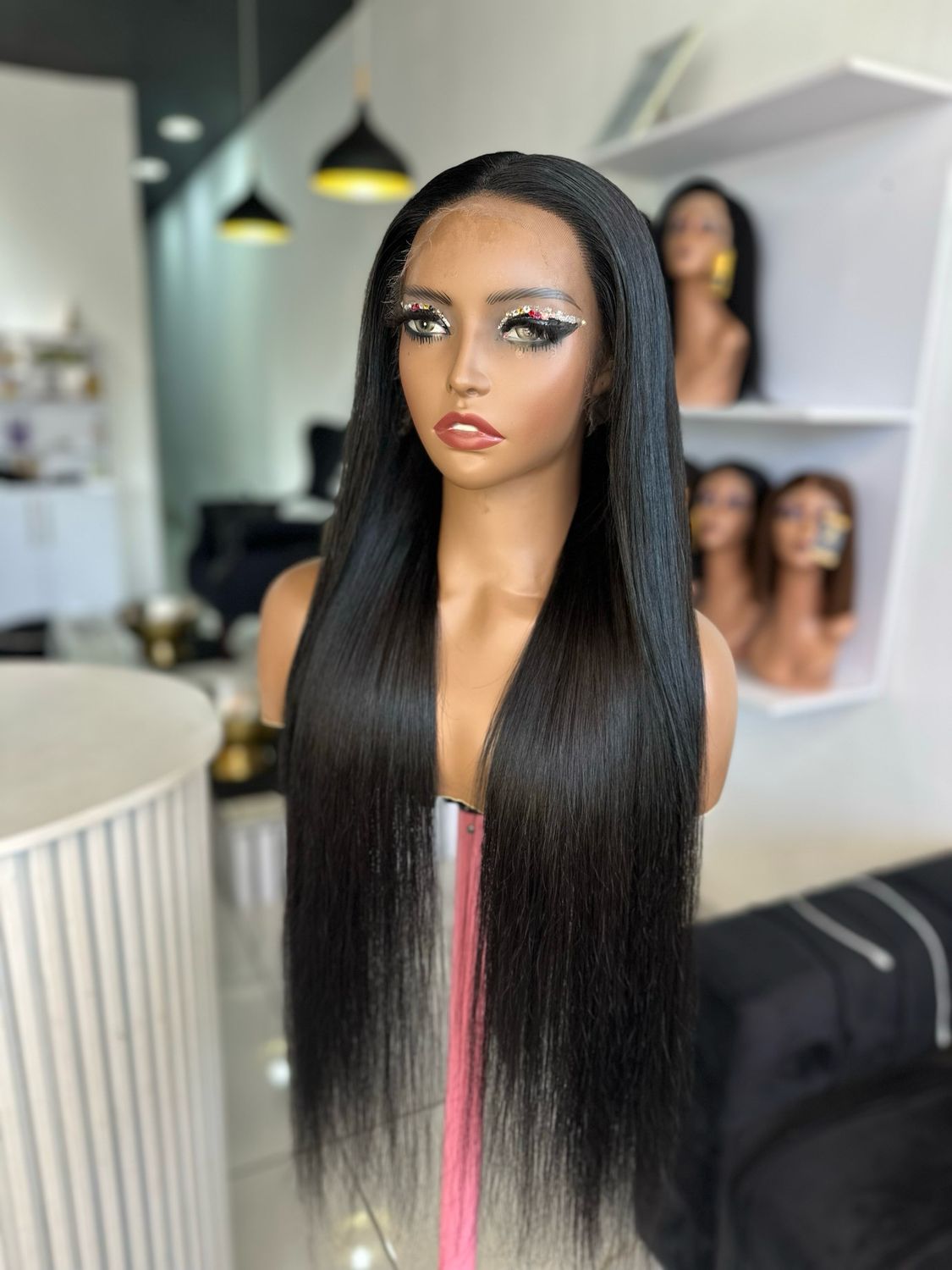 Niki Wig