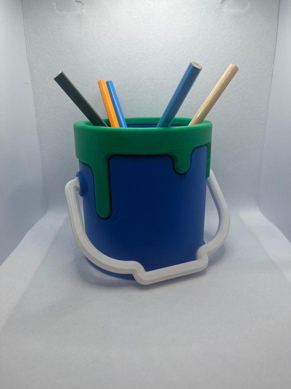 Drippy Bucket Pen Holder – Fun and Functional
