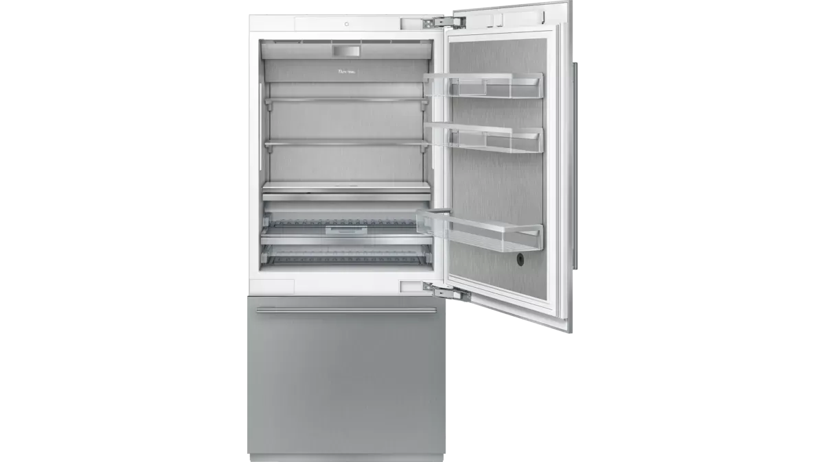36&quot; 2 Door Bottom Mount Freezer  with flat panels pre-installed with NEW Masterpiece handles, -  Stainless Steel Interior - Home Connect™