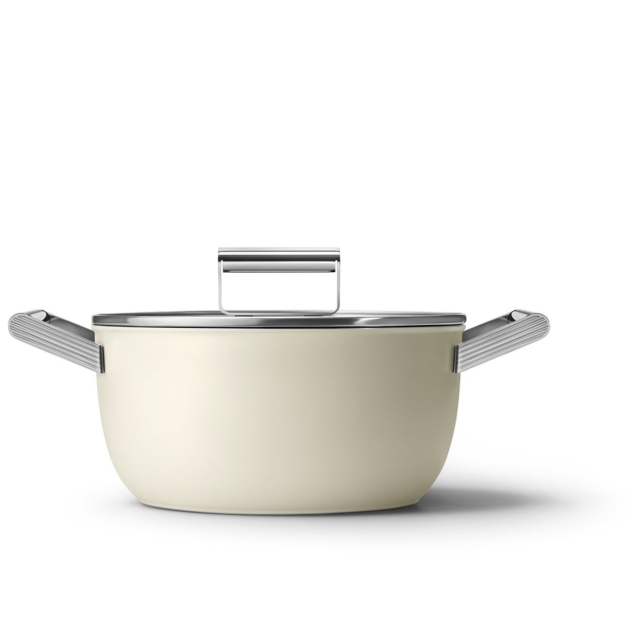 24cm Cream Casserole Dish w/Lid