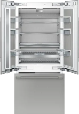 36" French Door Bottom Mount Freezer with flat panels pre-installed with NEW Pro Handles, -  Stainless Steel Interior - Home Connect™