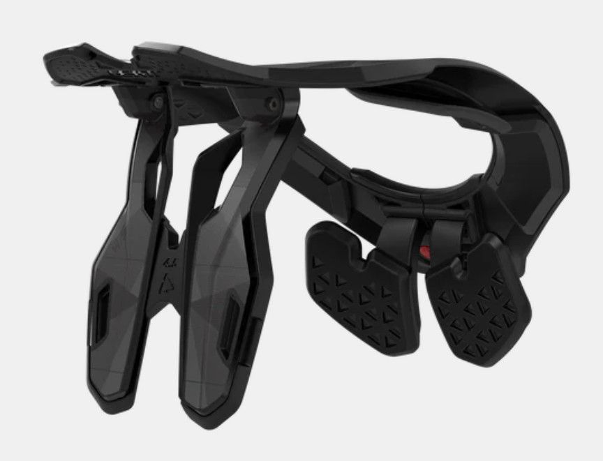 Neck Brace 4.5
