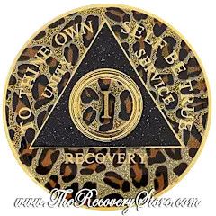Medallion - AA Triangle Leopard Glitter