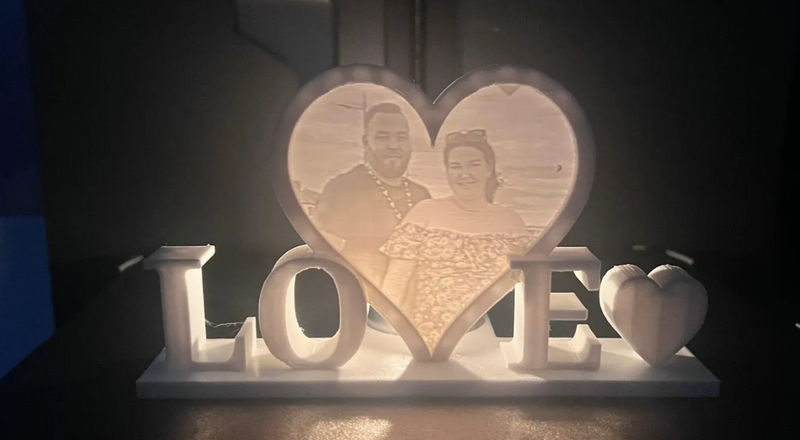Personalisierter 3D-Druck Lithophan Teelichthalter – Love-Design mit individuellem Foto