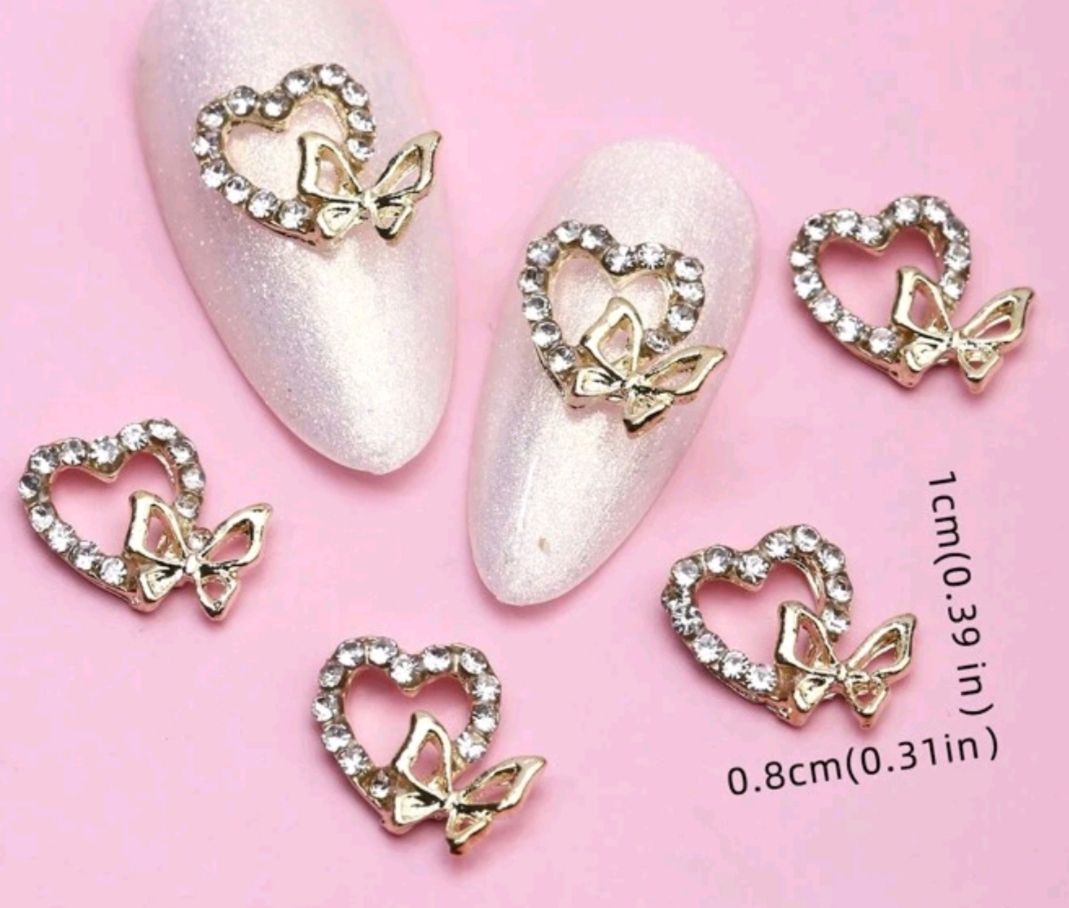 10pcs Heart With Butterfly Charms