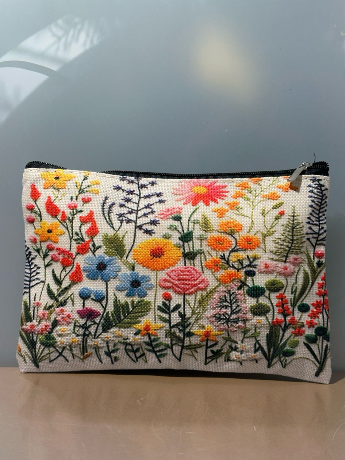 Tasje veldbloemen