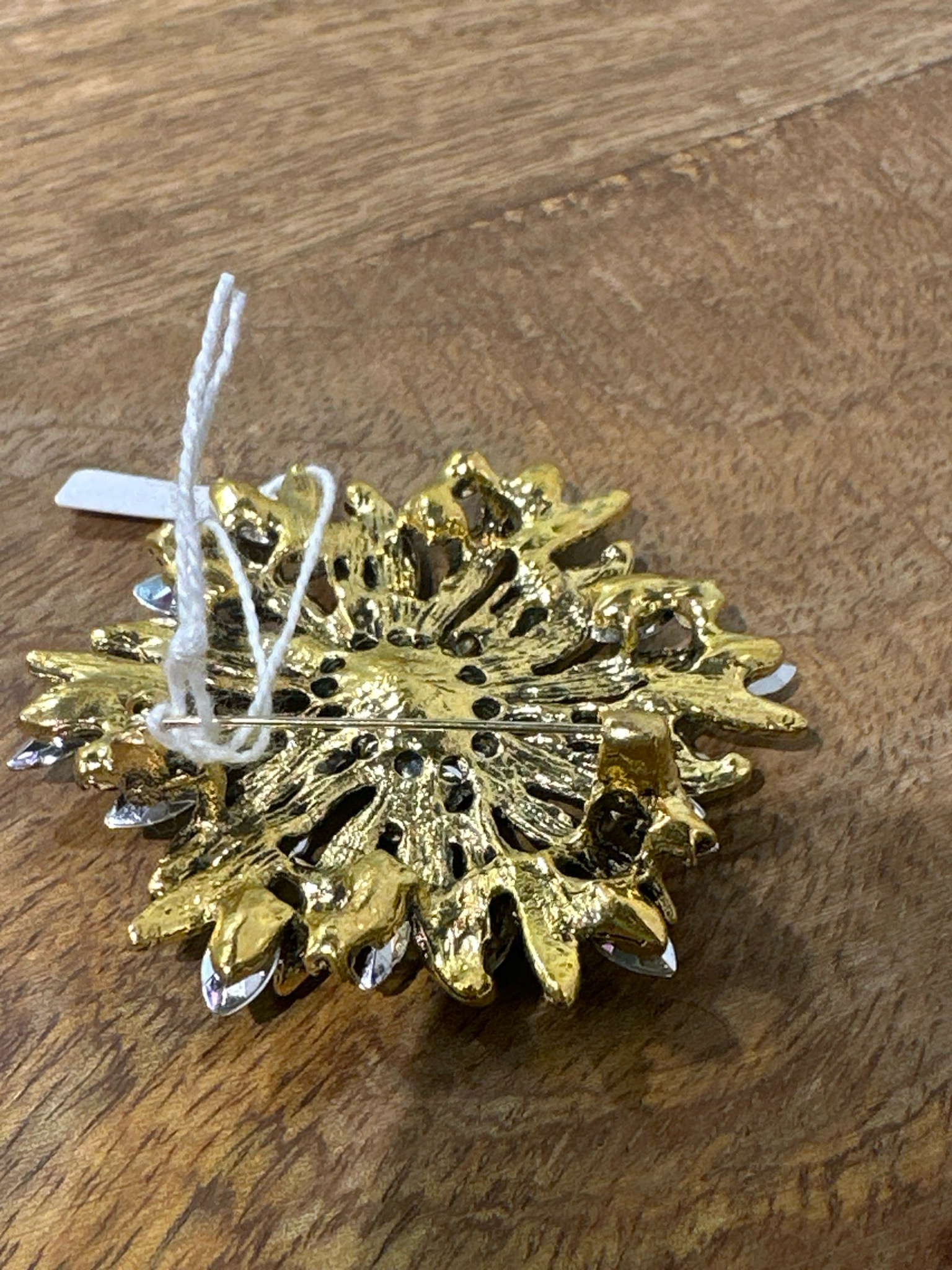 Broche purple diamond