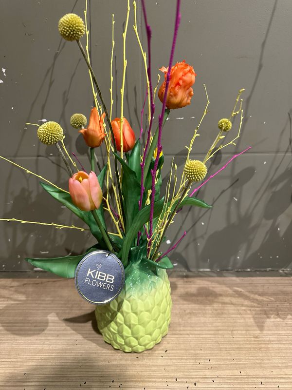 Ananas vaas munt groen met zijde tulpen