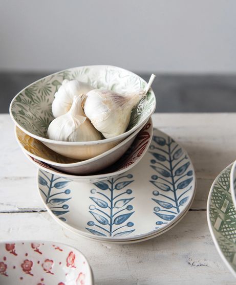 Oval Hand-Painted Debossed Stoneware Platter