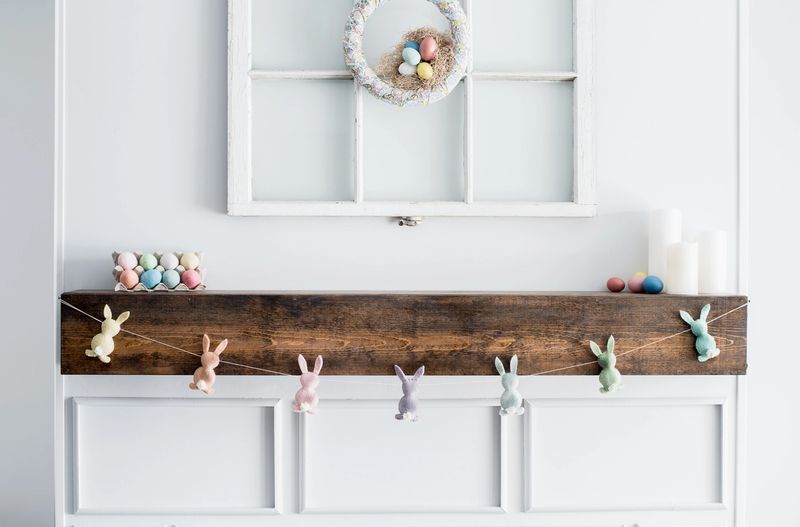 Easter Garland / Bunny Decoration